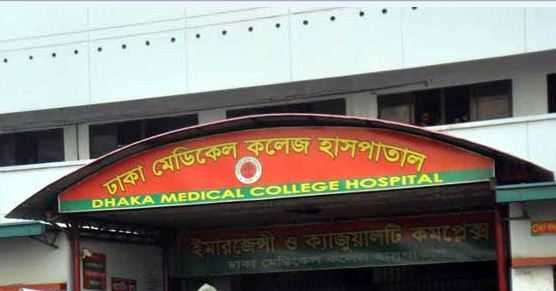 রাজধানীতে বাসের ধাক্কায় ২ নারী নিহত