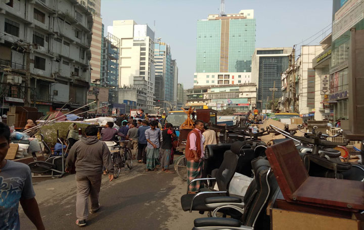 ডিসিসি পাকা মার্কেট খুলছে শুক্রবার