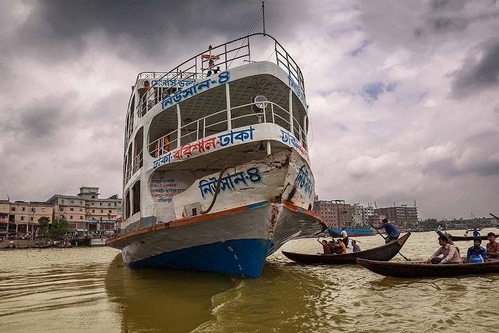 সব লঞ্চ চলাচল বন্ধ