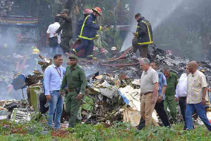 Cuba plane crash leaves more than 100 dead