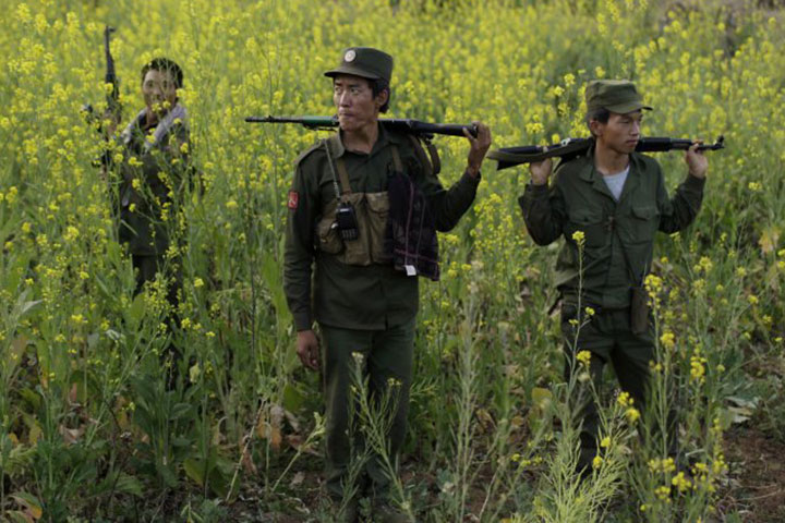 Myanmar govt says Rakhine rebels kill 13 policemen