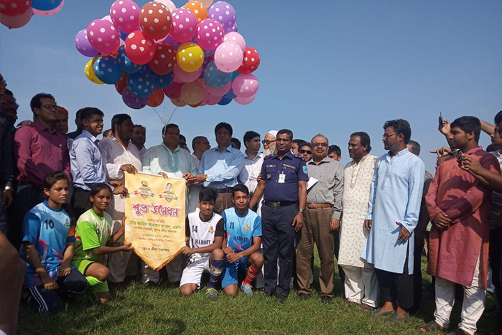 বঙ্গবন্ধু ও বঙ্গমাতা গোল্ড কাপ ফুটবল টুর্নামেন্ট শুরু