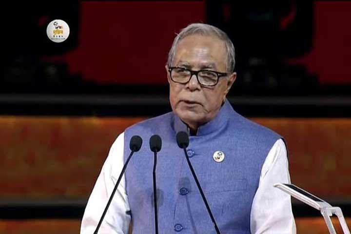 President urges govt, political parties to work in public interest