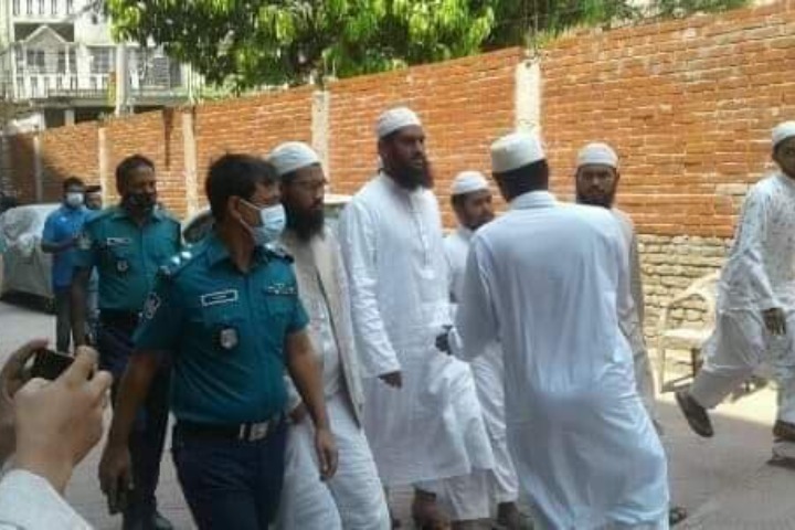 Hefazat leader Mamunul Haque arrested