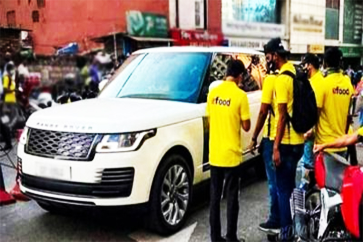ইভ্যালির ৭ গাড়ি নিলামে উঠছে বৃহস্পতিবার