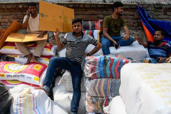 Bank account opened to provide assistance to affected traders in Bangabazar