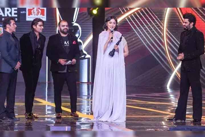 Andrea Kevichusa and Suman Adhikari make NE proud with Filmfare Awards