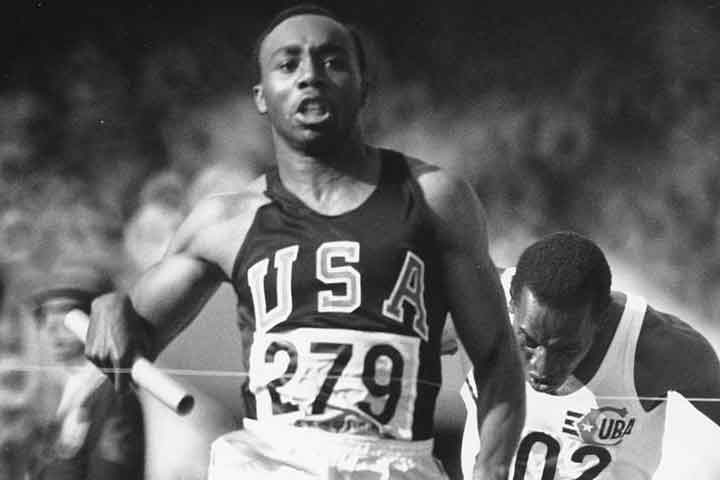 Jim Hines, first to run 100 meters in under 10 seconds, dies