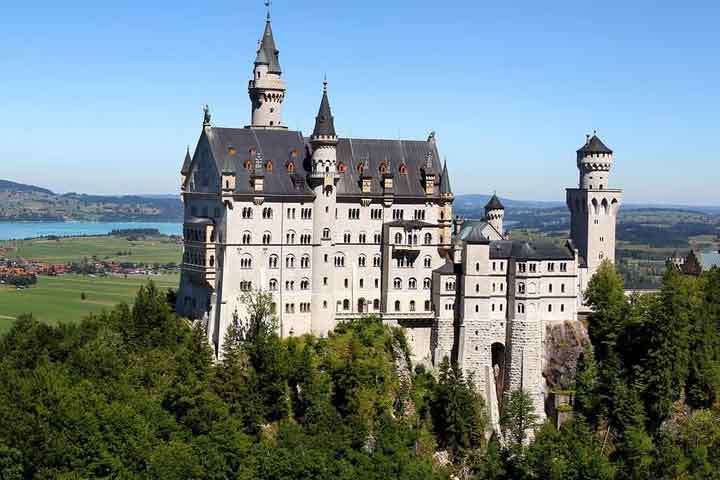 Germany: Woman dies after attack near Neuschwanstein Castle