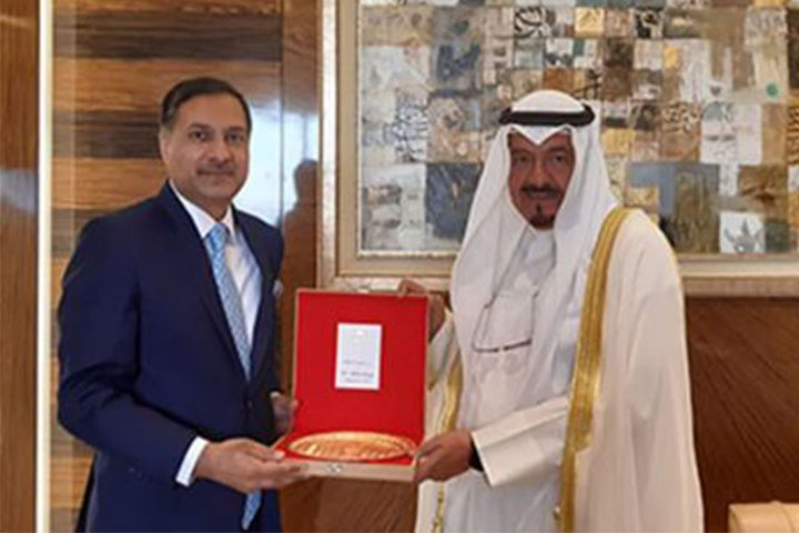 India's envoy meets Kuwait leader, discusses opportunities for boosting cooperation