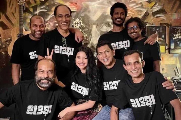 ‘হাওয়া’ দিবসের ঘোষণা চঞ্চলের