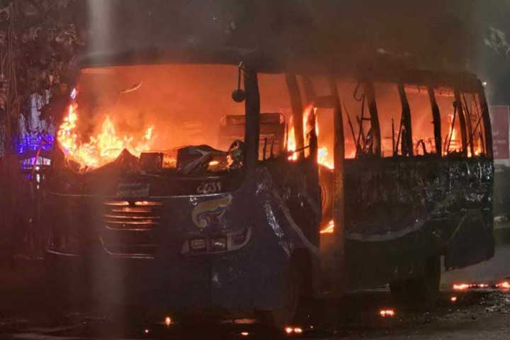 At least 212 vehicles set on fire in 30 days