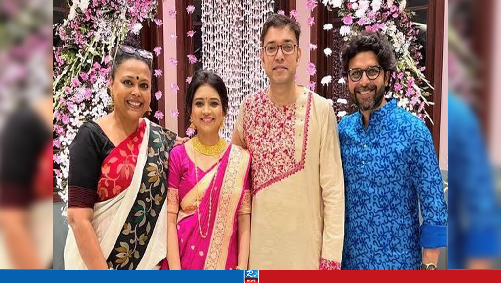 বিয়ের ছবিতে পরিবারের সঙ্গে অনুপম রায়-প্রশ্মিতা পাল
