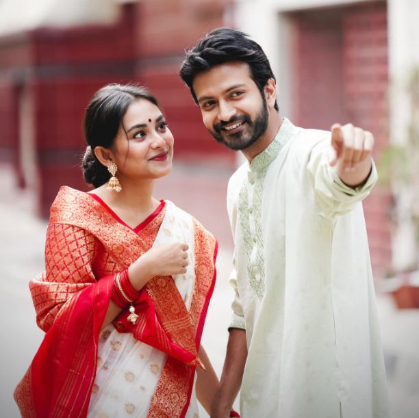 তটিনীর ফেসবুক থেকে নেওয়া