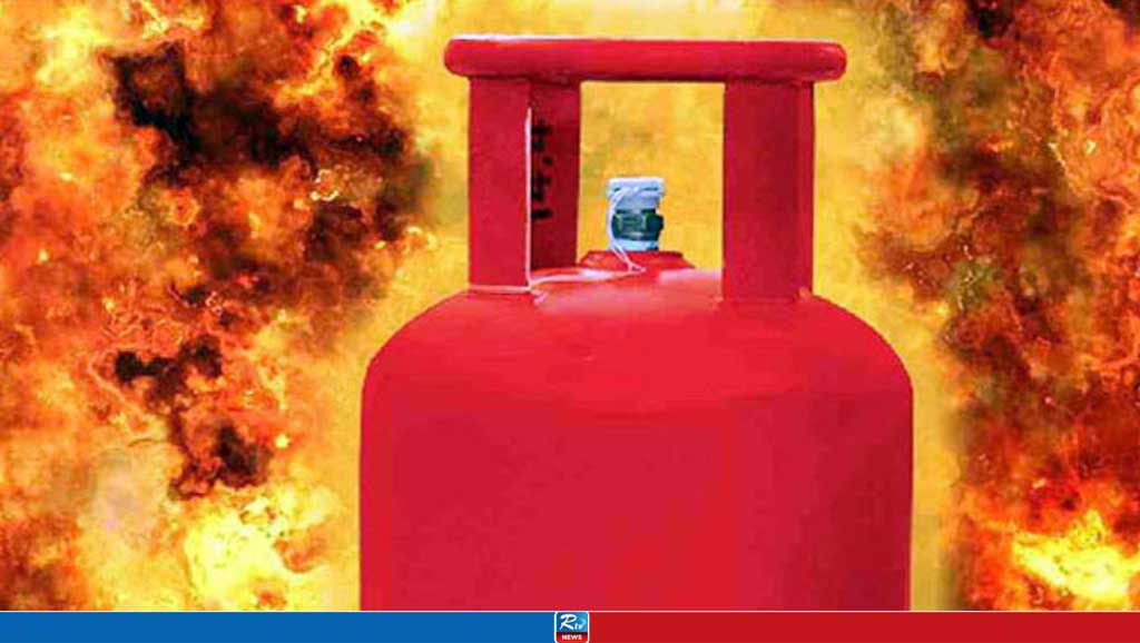 4 burnt in Malibagh restaurant gas cylinder fire