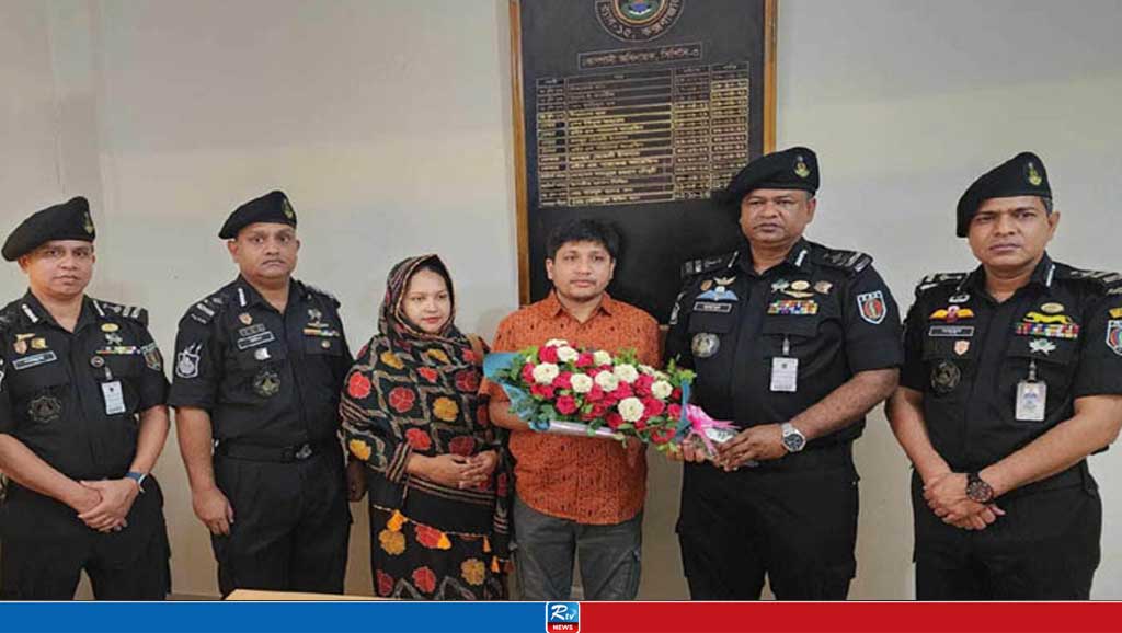 ‘ব্যাংক ম্যানেজারের কারণে টাকা লুট করতে পারেনি সন্ত্রাসীরা’