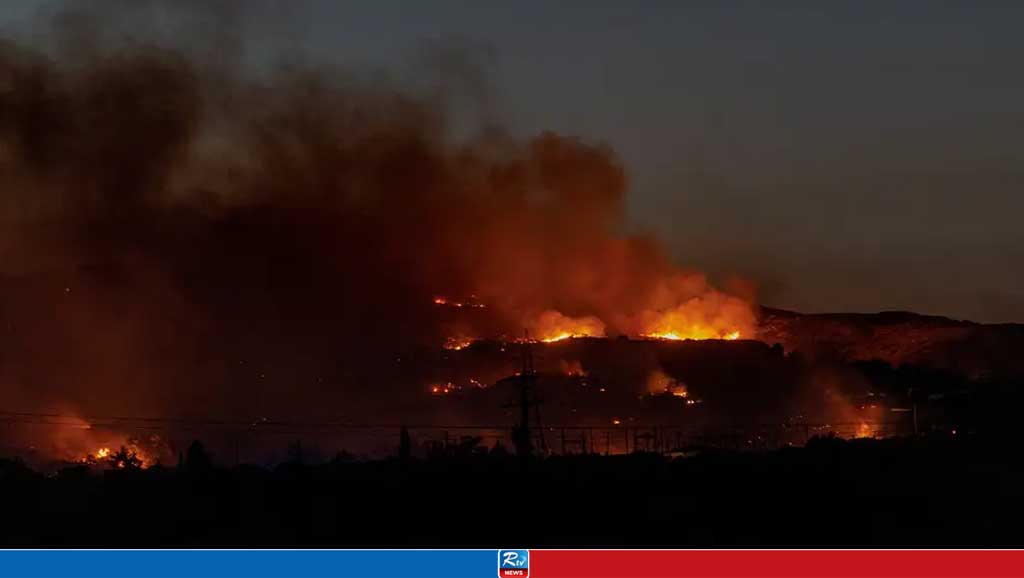Greece raises wildfire alert amid early blazes