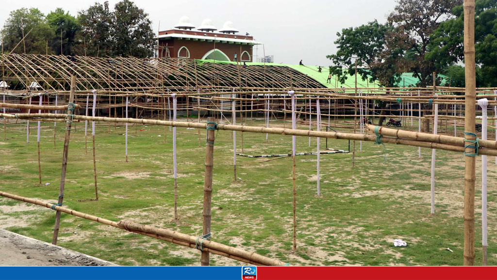 রাজশাহীতে ঈদের প্রধান জামাত হযরত শাহ মখদুম (রহ.) ঈদগাহে 