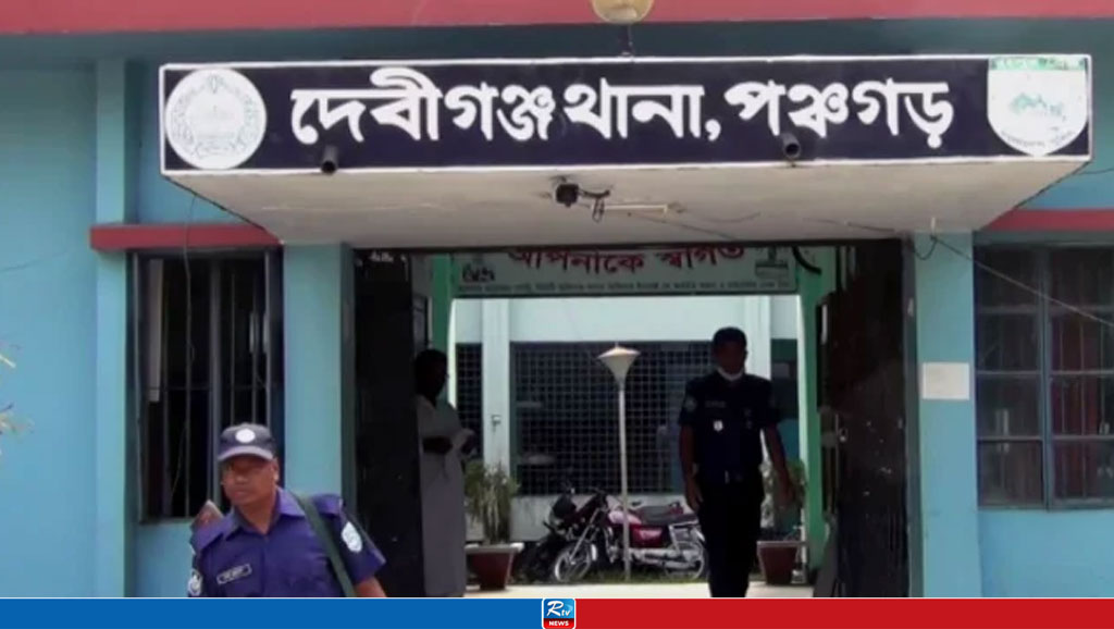 বাড়িতে একা পেয়ে গৃহবধূকে গলা কেটে হত্যা, প্রেমিক উধাও