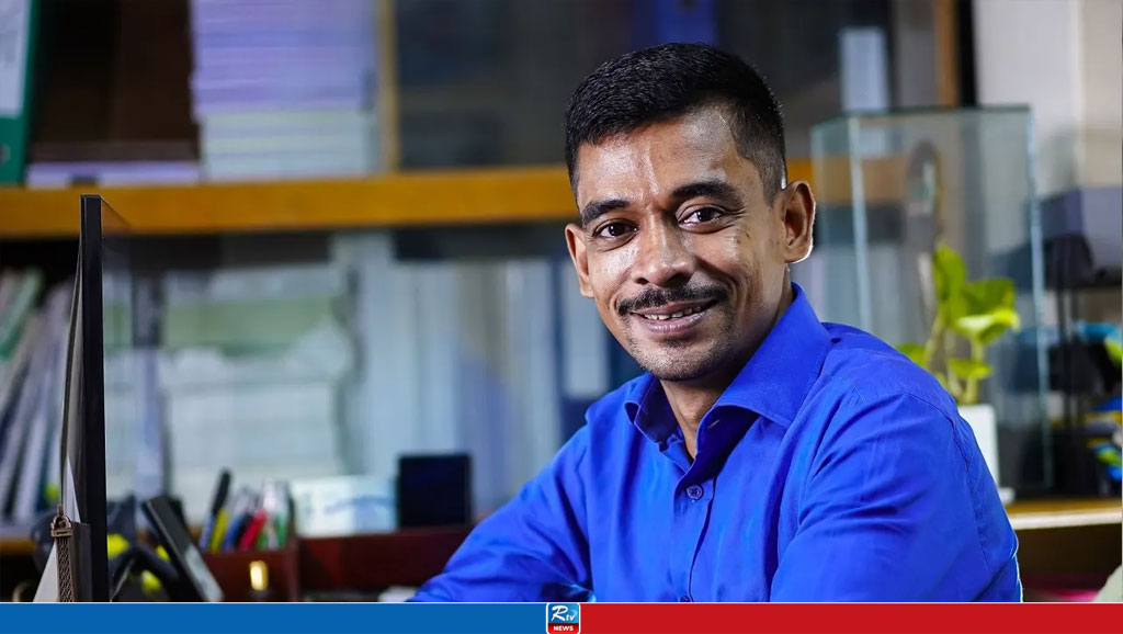 চুরি করে চাকরি হারান মিল্টন সমাদ্দার