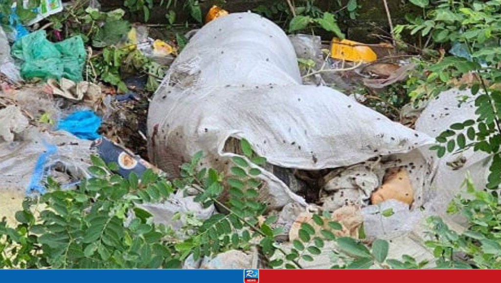 বস্তা থেকে বের হচ্ছিল দুর্গন্ধ, মিলল স্কুলছাত্রীর মরদেহ 