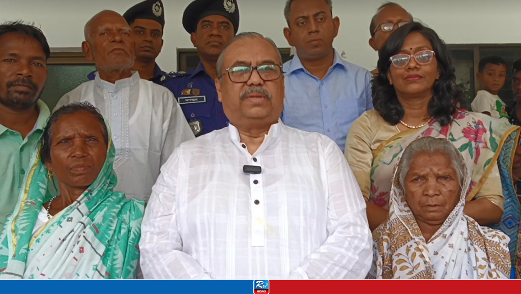 ‘বাংলাদেশের কোনো ভাষাকেই হারিয়ে যেতে দেওয়া যাবে না’