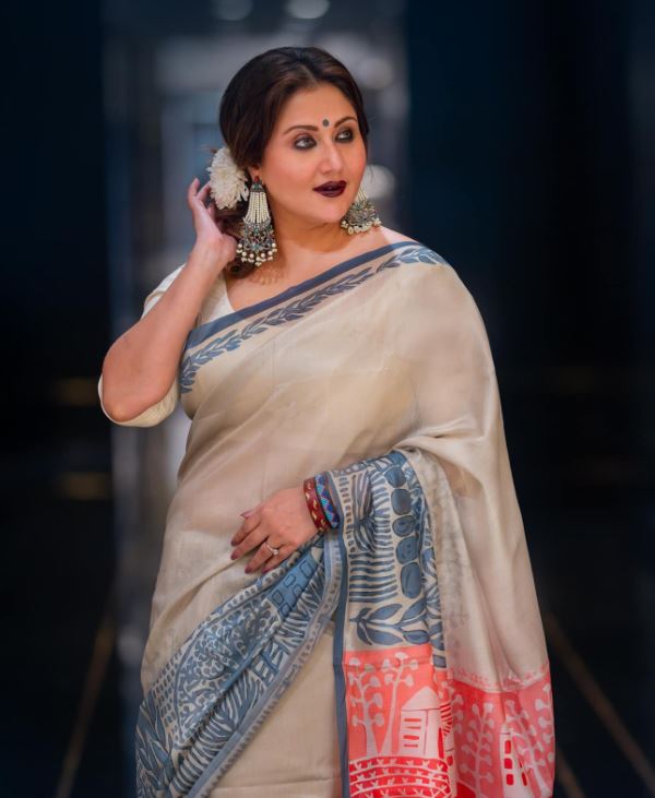 স্বস্তিকা মুখার্জি
