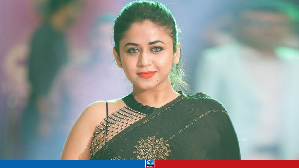 ‘ডাইনিগুলা তোরা জাহান্নামে যা’