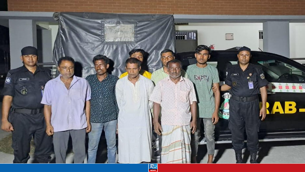 রংপুরে চাঁদাবাজ চক্রের ৭ সদস্য গ্রেপ্তার