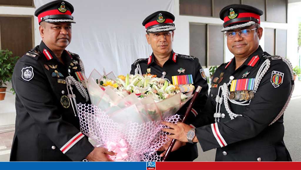 র‍্যাবের মহাপরিচালক হিসেবে দায়িত্ব নিলেন হারুন অর রশিদ