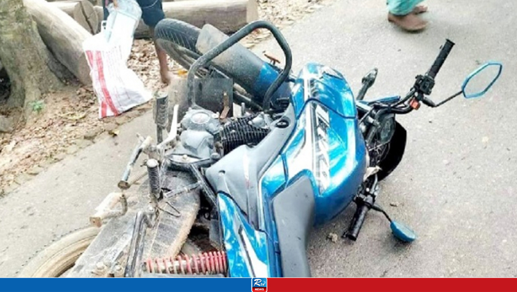 মেরিন ড্রাইভে মোটরসাইকেল-সিএনজি সংঘর্ষ, নিহত ১