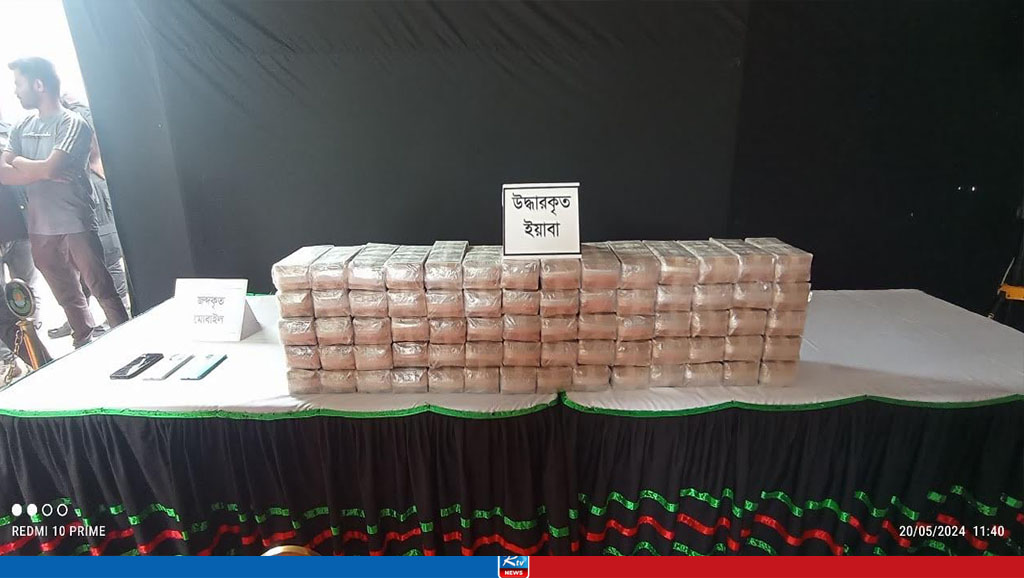 চোরাকারবারীরা আনছে মাদক