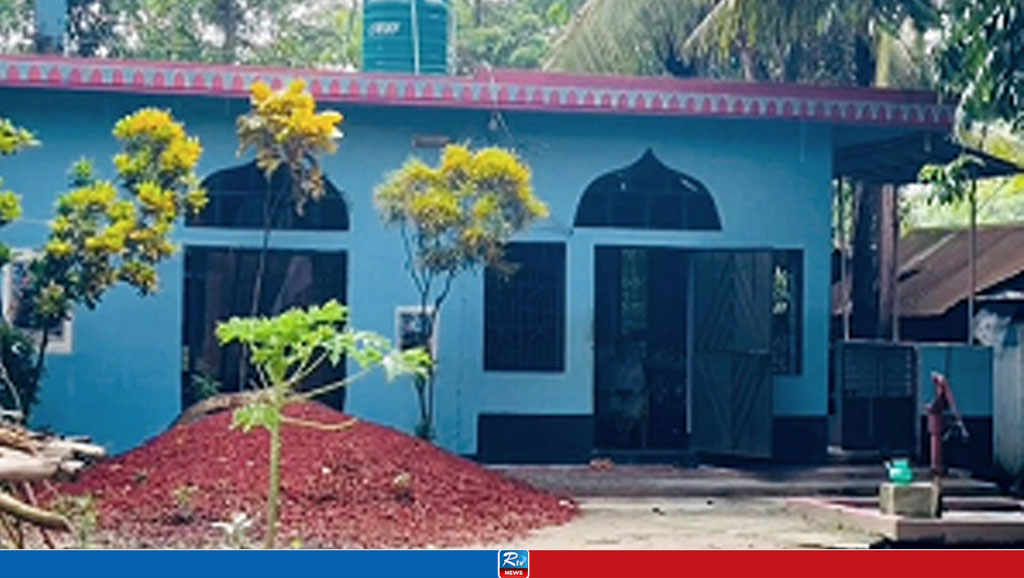 মসজিদে সুদ-ঘুসের বিরুদ্ধে বয়ান করে চাকরি হারালেন ইমাম