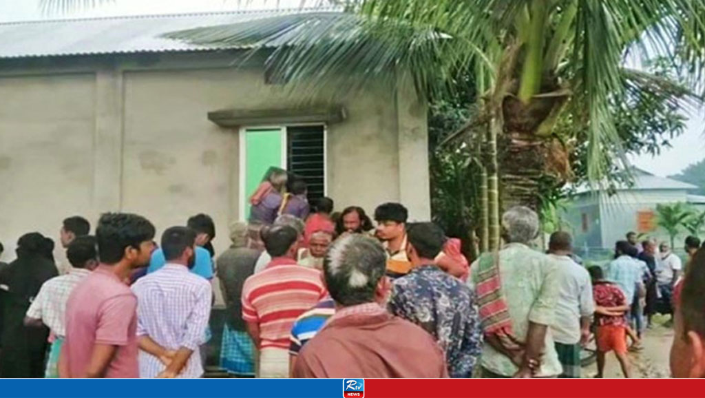 নামাজ শেষে ছেলে বাড়ি ফিরে দেখেন বাবা ফ্যানের সঙ্গে ঝুলছেন