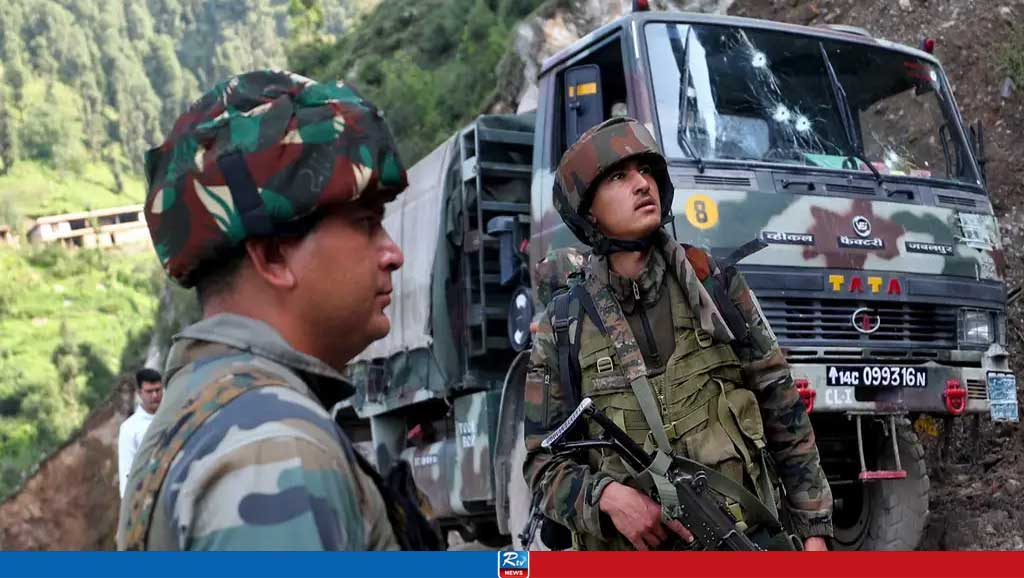 India: 4 soldiers killed in Kashmir militant fighting