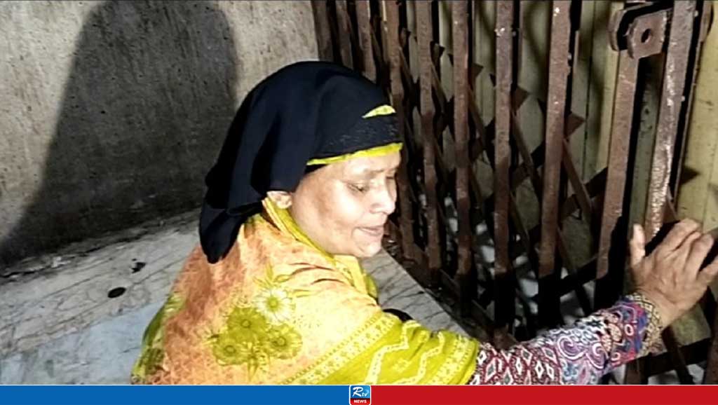 ‌‘আমার ছেলেকে কেন এভাবে গুলি করে মেরে ফেলল’