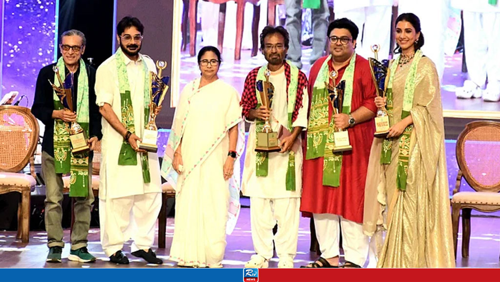 ‘মহানায়ক সম্মান’ পেলেন রচনা-নচিকেতা