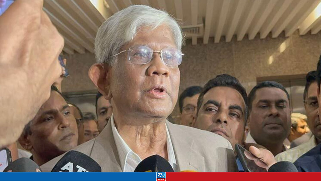 আমাদের এখন প্রধান কাজ আইনশৃঙ্খলা ঠিক করা: ড. সালেহ উদ্দিন 