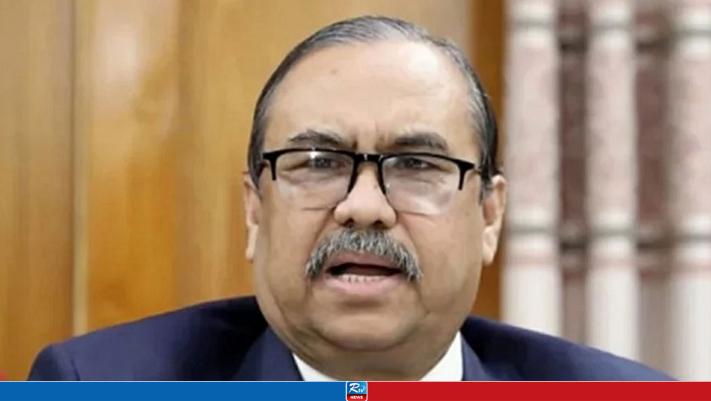 Obadul R Former Chief Justice Obaidul Hassan leaves country