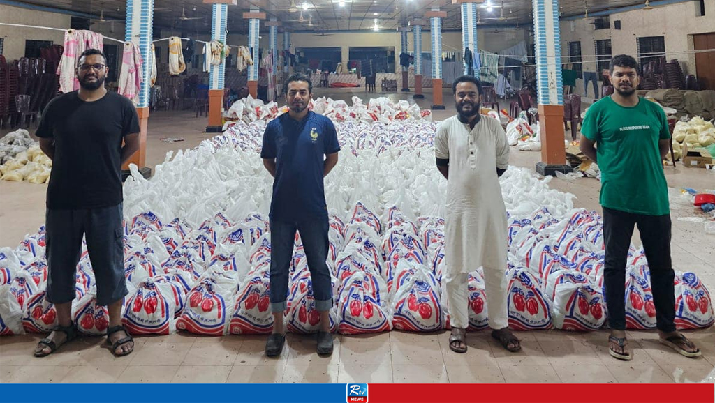 বন্যাদুর্গত ৭ জেলায় সরব ‘প্রচেষ্টা ফাউন্ডেশন’