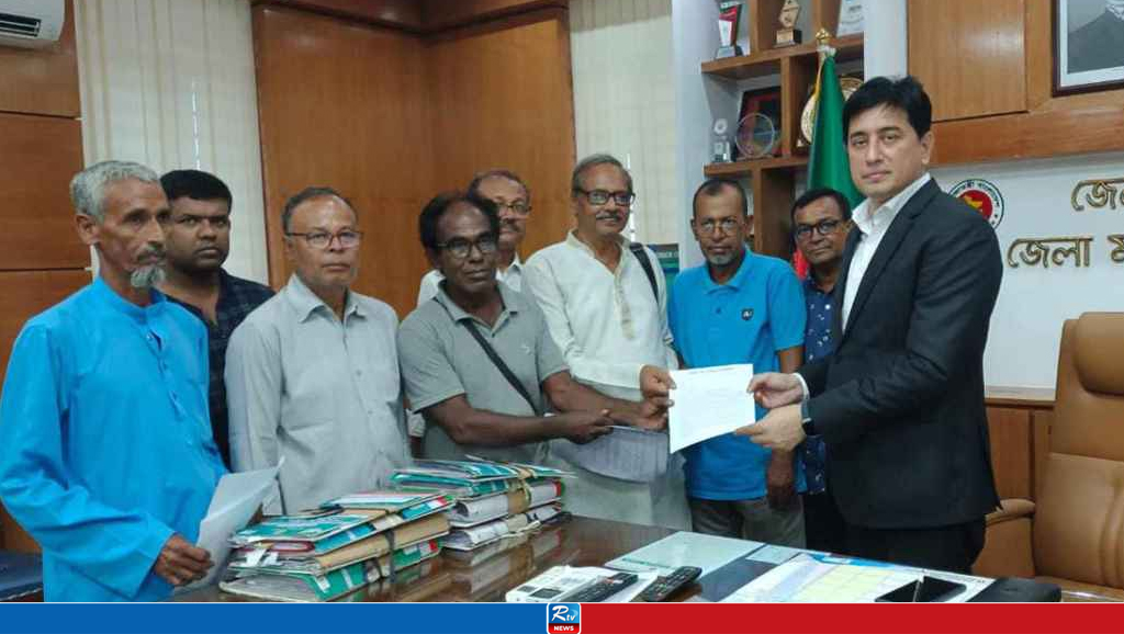 ভৈরব নদ সংস্কারে দুর্নীতির বিরুদ্ধে ব্যবস্থা নিতে স্মারকলিপি