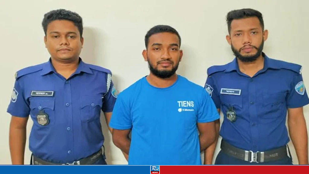 কক্সবাজার সৈকতে নারীদের হেনস্তা, সেই যুবক রিমান্ডে