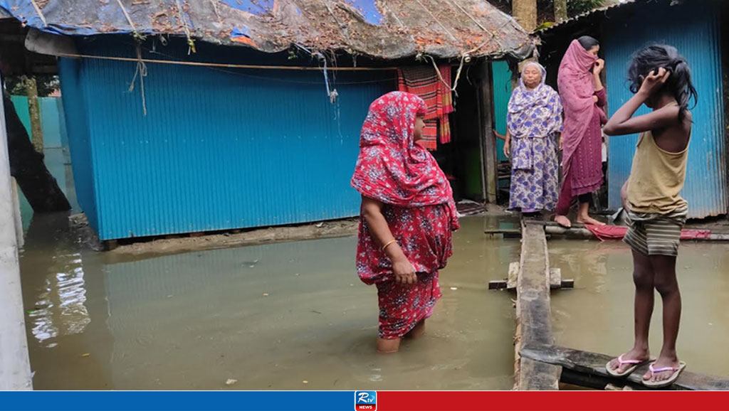 নোয়াখালীতে এখনও পানিবন্দি ১২ লাখ মানুষ