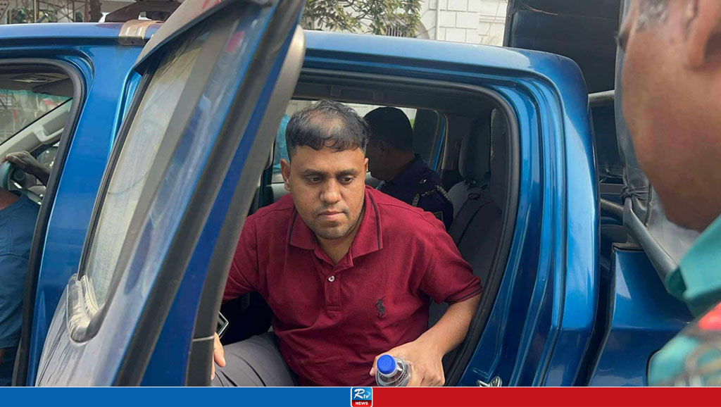 আশুলিয়ায় মরদেহ পোড়ানোর ঘটনায় পুলিশ কর্মকর্তা গ্রেপ্তার