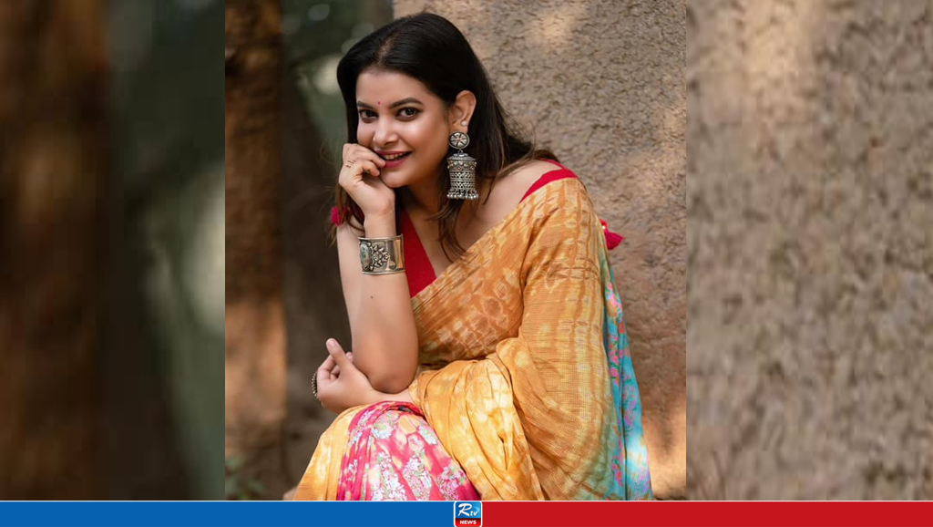 ভাইরাল স্ট্যাটাস নিয়ে মুখ খুললেন শবনম ফারিয়া