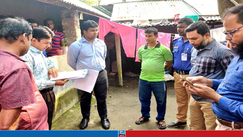 হিলিতে পলিথিনের ফ্যাক্টরিতে অভিযান, ২ লাখ টাকা জরিমানা