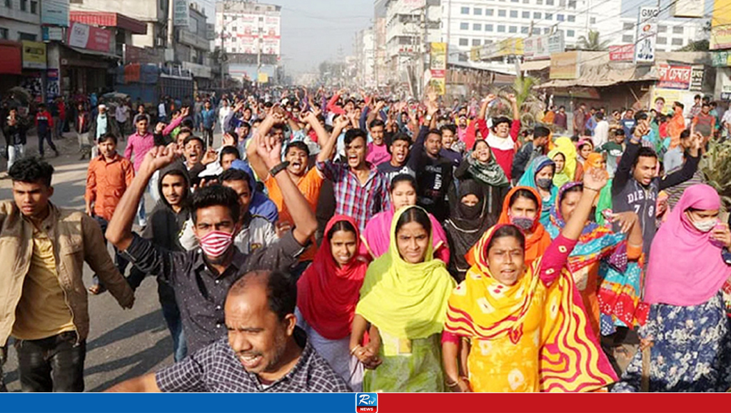 বেতন পেলেন শ্রমিকরা, শনিবার খুলবে কারখানা