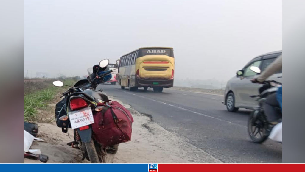 মোটরসাইকেলে ওড়না পেঁচিয়ে প্রাণ গেল শ্যালিকার, দুলাভাই হাসপাতালে 