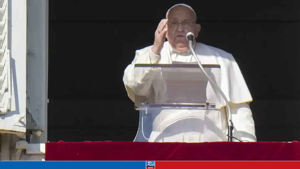 Pope Francis Hospitalized with Bronchitis, Vatican Says