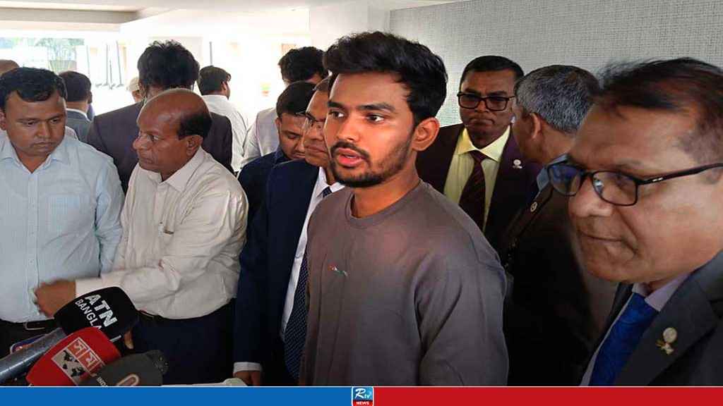 স্থানীয় সরকার নির্বাচনের বিষয়ে দ্রুতই সিদ্ধান্ত আসবে: আসিফ মাহমুদ
